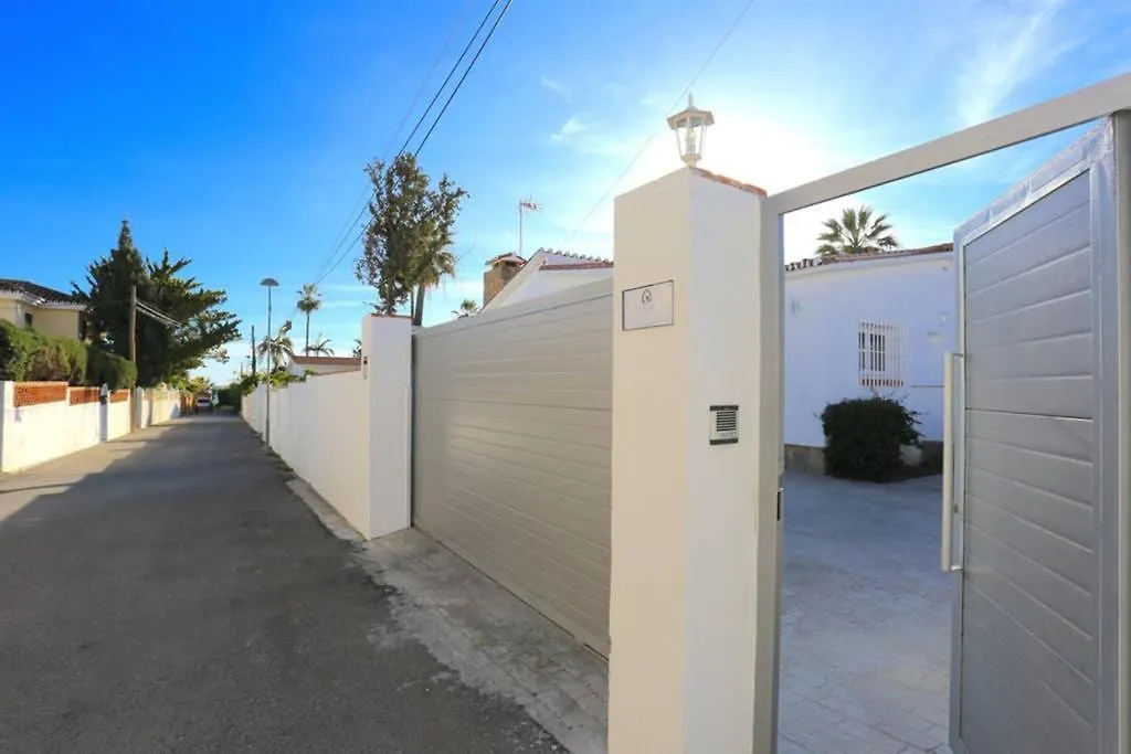 Villa Luna Beach Premium 9Pax Torre de Benagalbon Spain